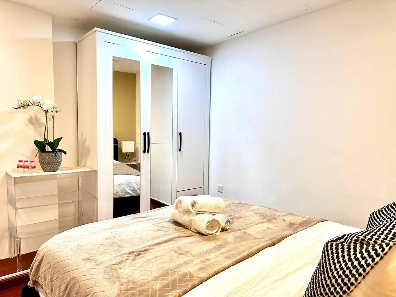 Cozy Apartment In Laya Residence Jvc Dubai