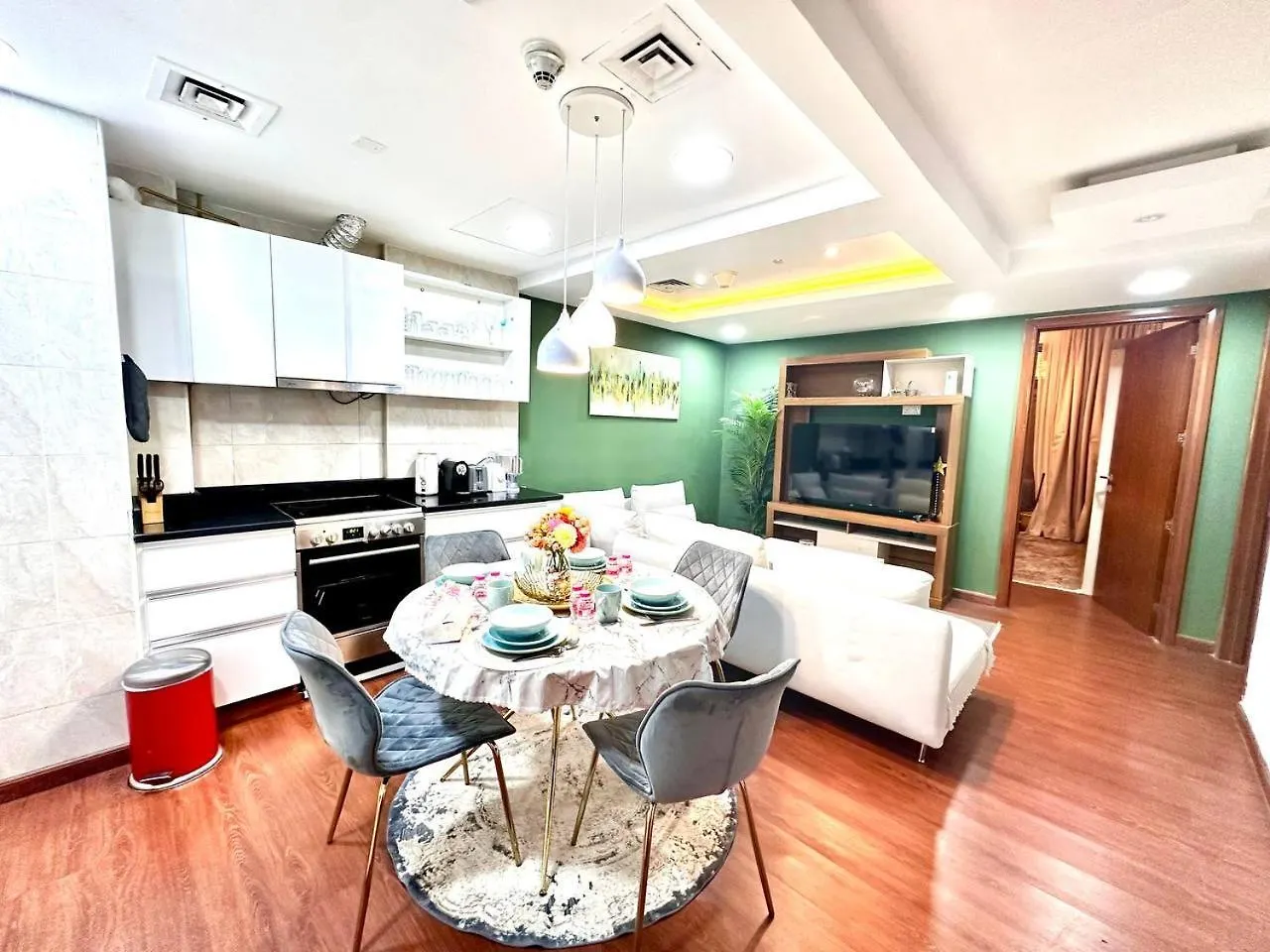 Cozy Apartment In Laya Residence Jvc Dubai United Arab Emirates