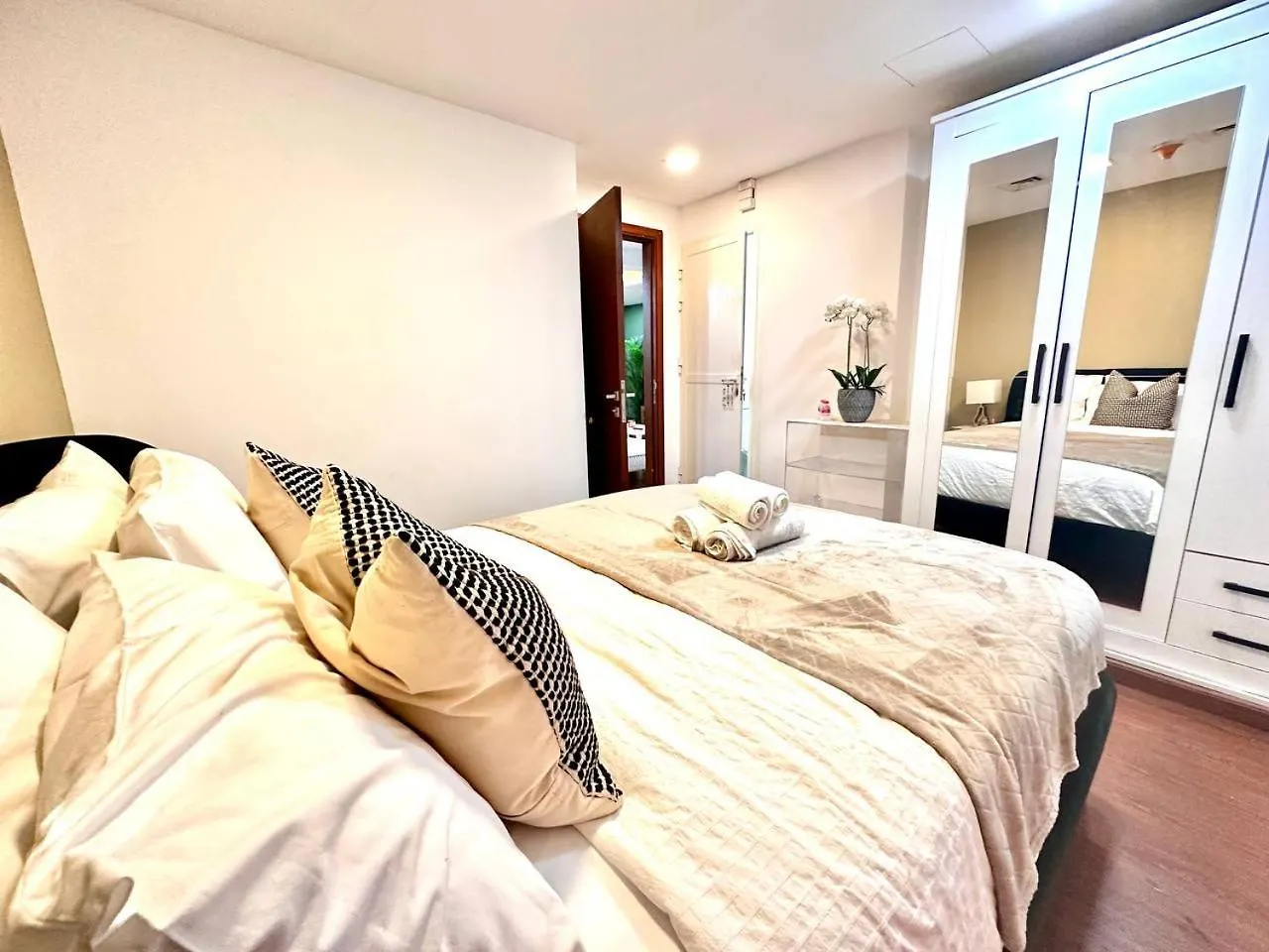Cozy Apartment In Laya Residence Jvc Dubai