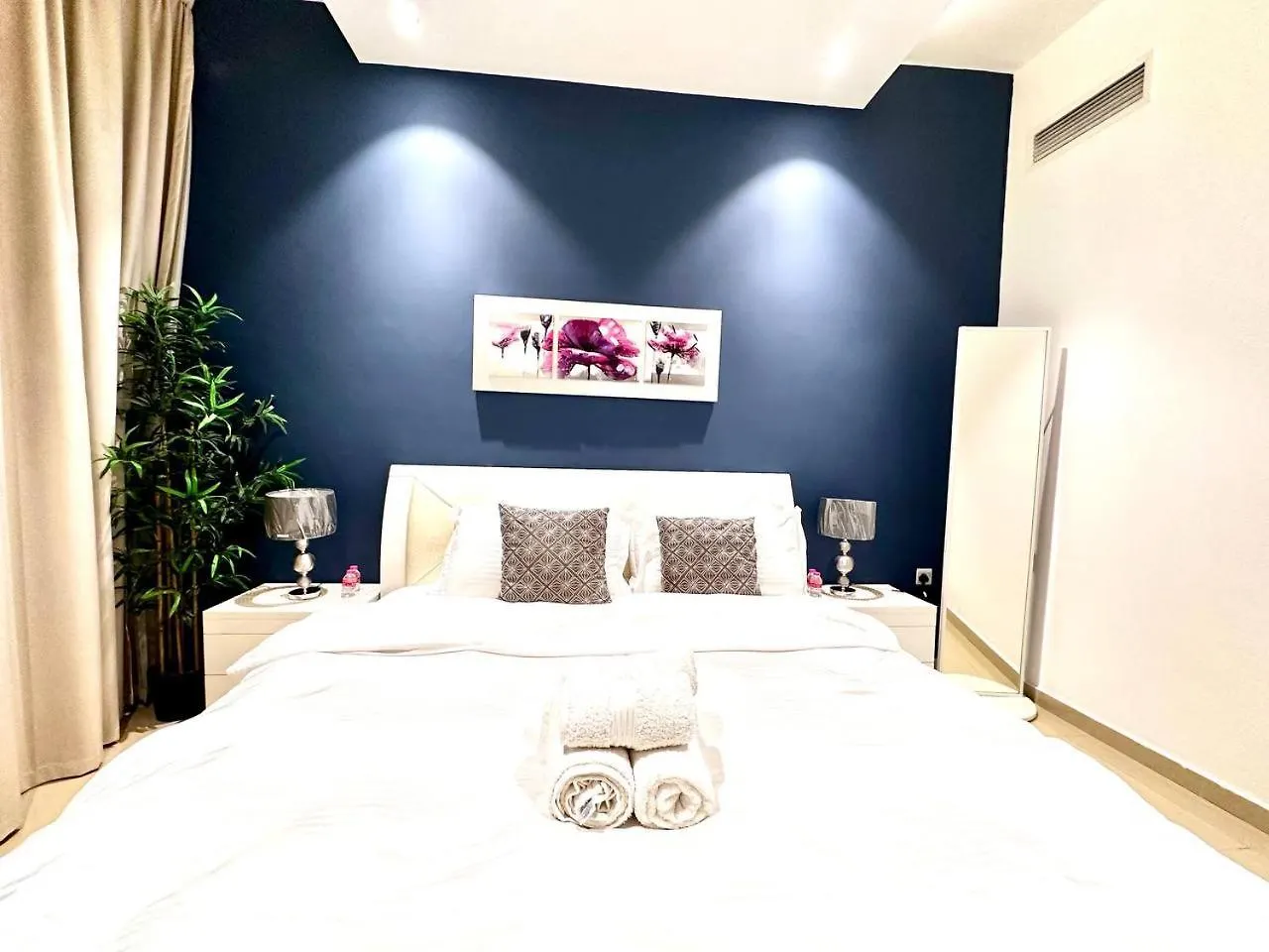 Cozy Apartment In Laya Residence Jvc Dubai